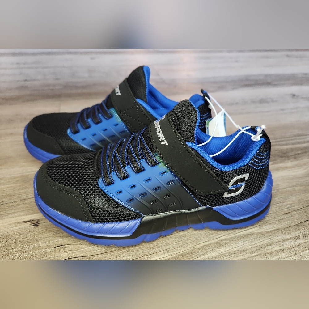 Boys Skechers size 13